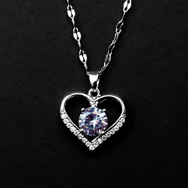 Gems Heart Pendant Necklace Golden Stainless Steel Lips Neck Chain Female Necklaces Jewelry for Girl
