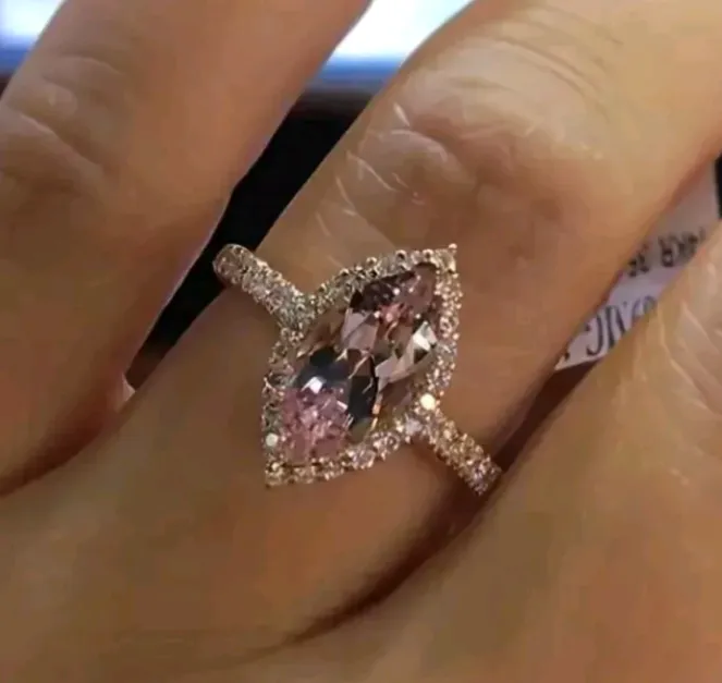 Gorgeous Rose Gold plated Ring Cubic Zirconia Wedding Women Ring Size 7
