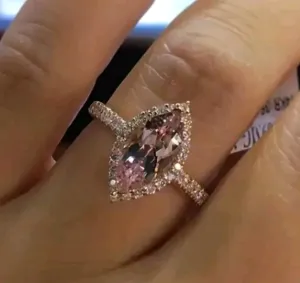 Gorgeous Rose Gold plated Ring Cubic Zirconia Wedding Women Ring Size 7