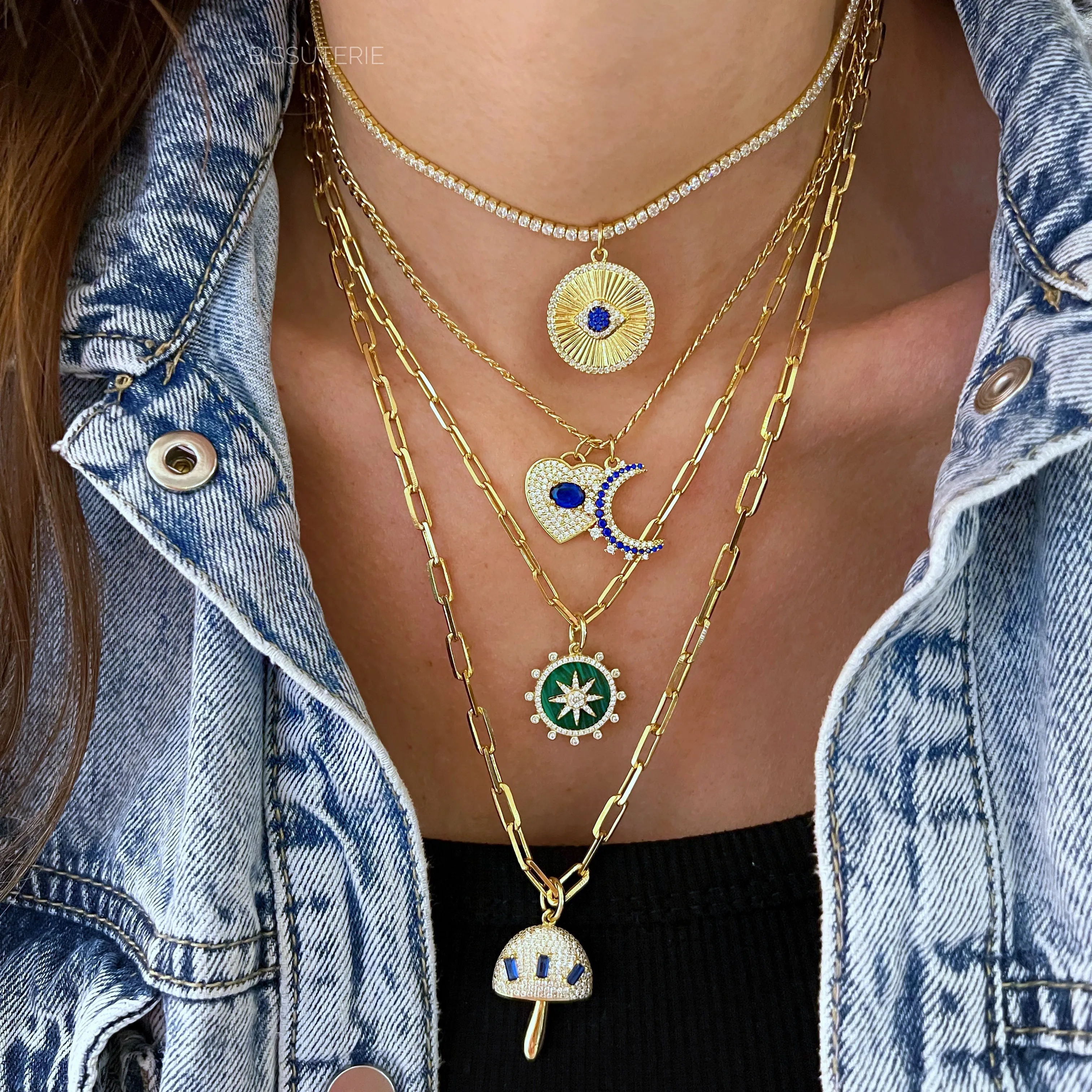 Half Moon Color Pendant