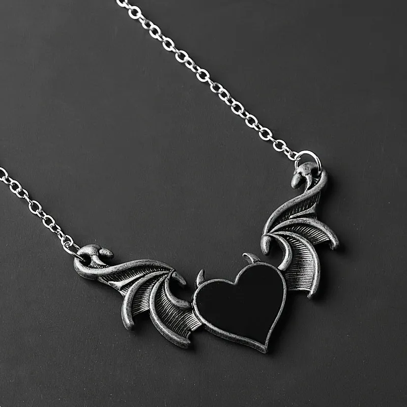 Heart Devil Wings Pendant Necklace Retro Punk Hip Hop Bat Pendant Necklace
