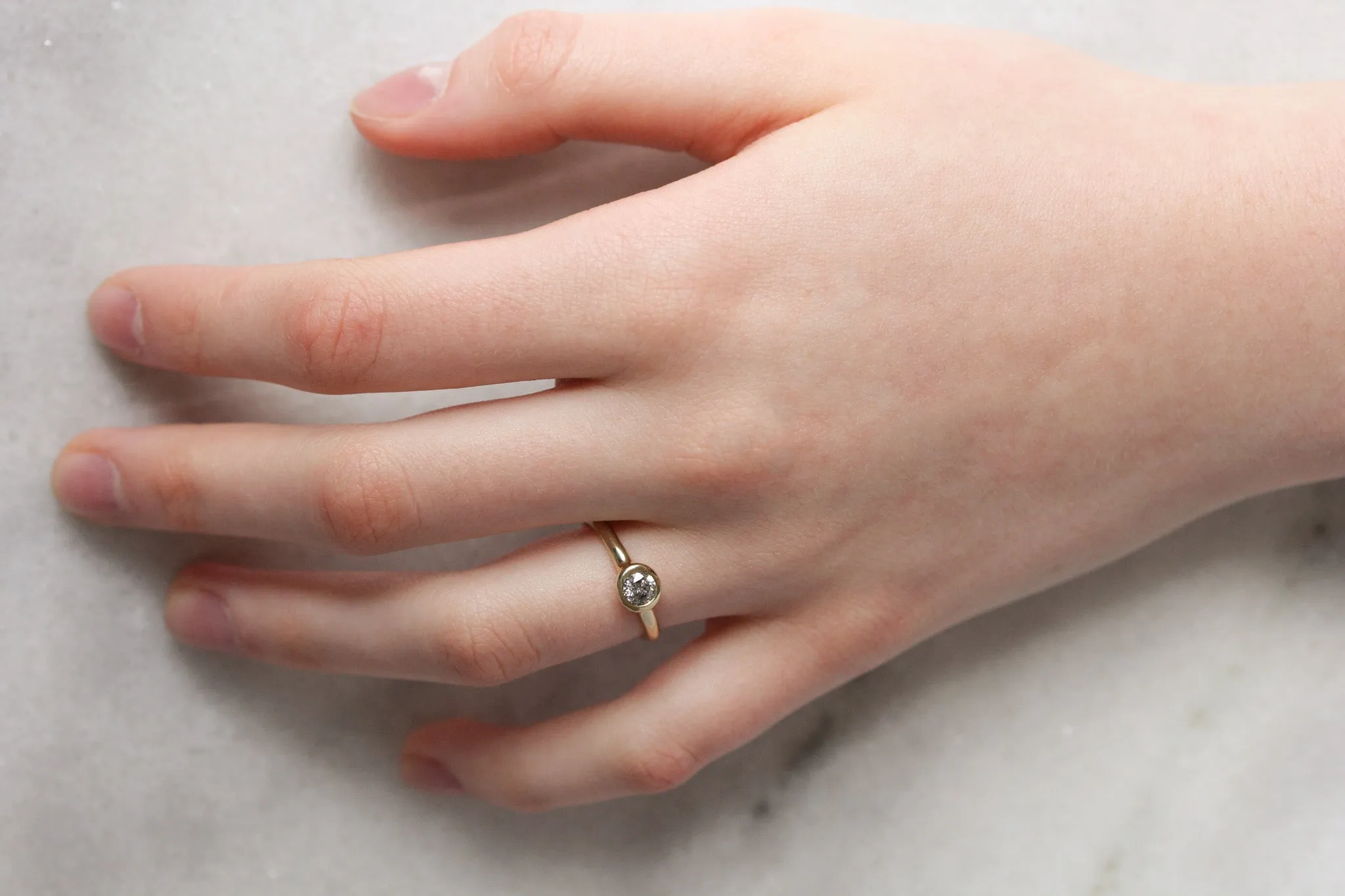 Hera Solitaire Ring