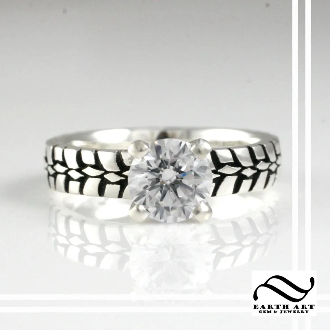 Ladies Tire Tread Solitaire Engagement Ring