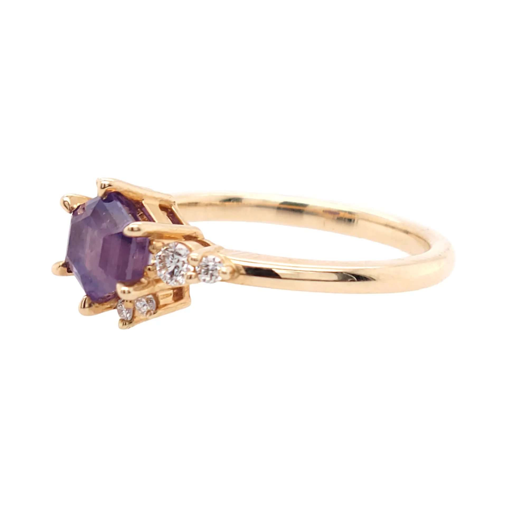 Lagunaria Sapphire Ring