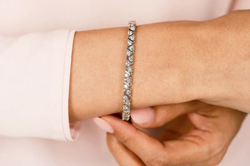 Leaning Fence Lab-Grown Diamond Bracelet with 1.02 ct.(finished) 1.4mm