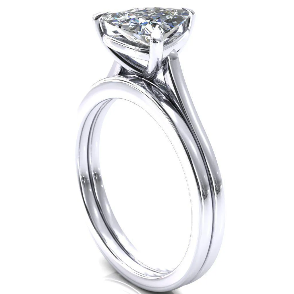 Lizzy Trillion Moissanite 3 Claw Prong Cathedral Engagement Ring