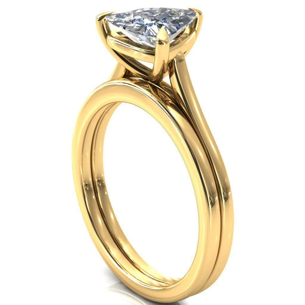 Lizzy Trillion Moissanite 3 Claw Prong Cathedral Engagement Ring