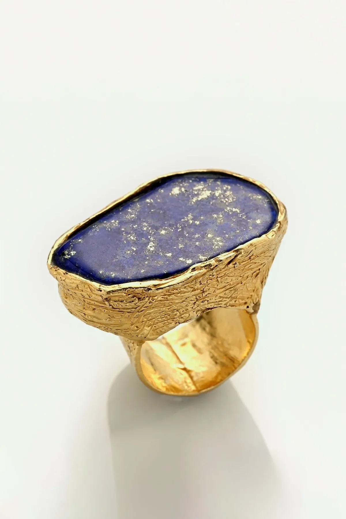 MARIE-ALEXANDRINE YVERNAULT | RHO I LAPIS RING