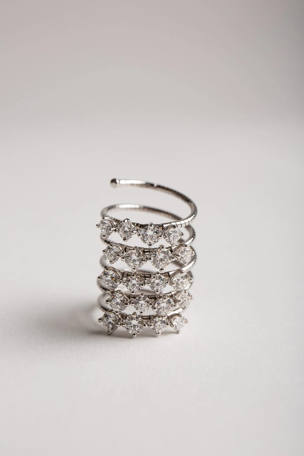 MATTIA CIELO | WHITE GOLD DIAMOND SPIRAL RING