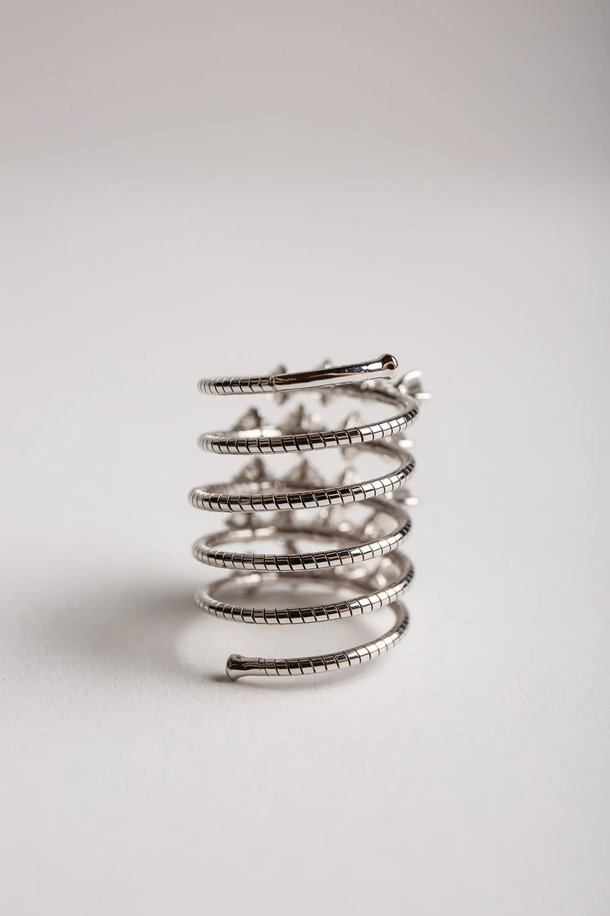 MATTIA CIELO | WHITE GOLD DIAMOND SPIRAL RING