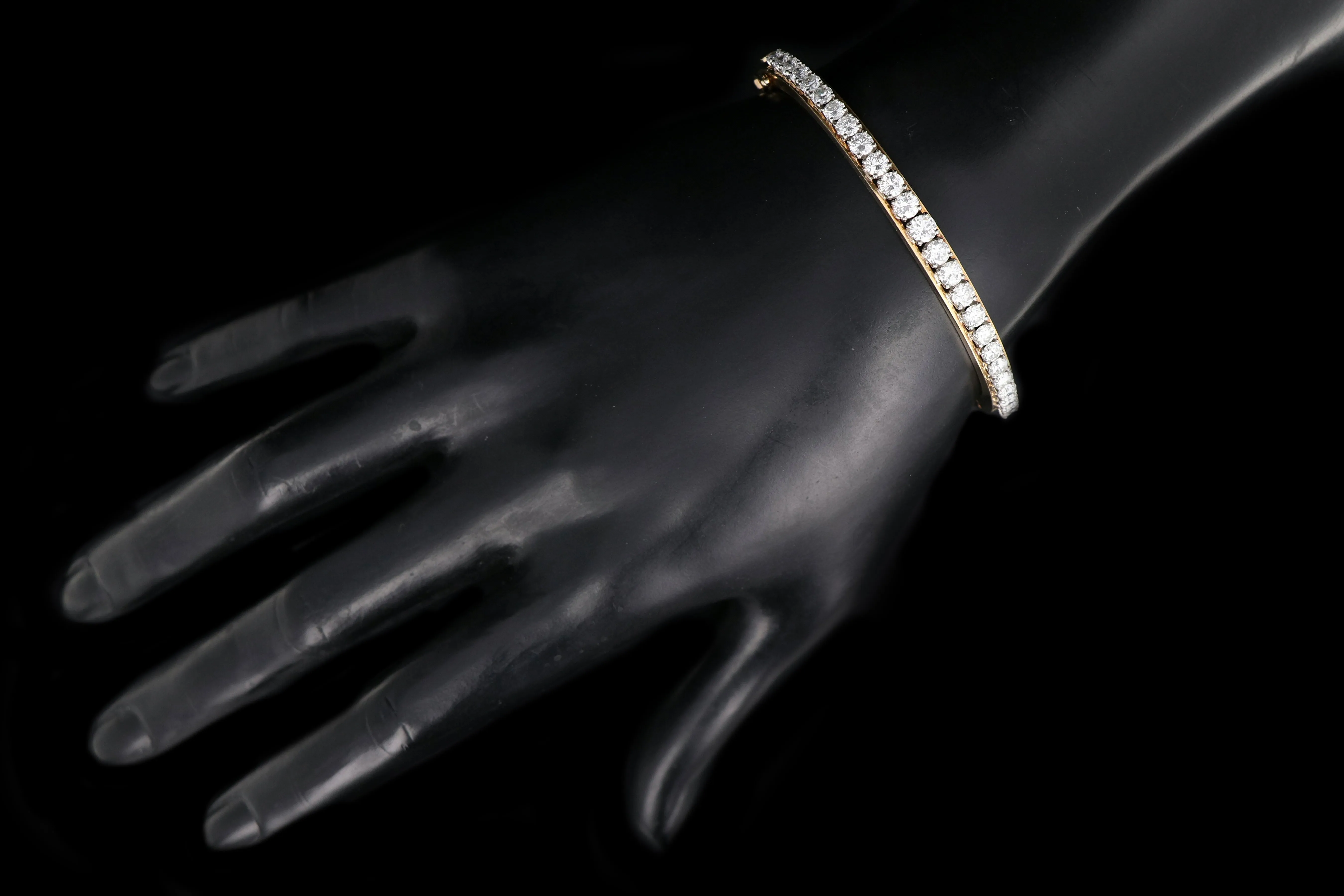 Modern 14K Yellow Gold 3.5CTW Diamond Bangle