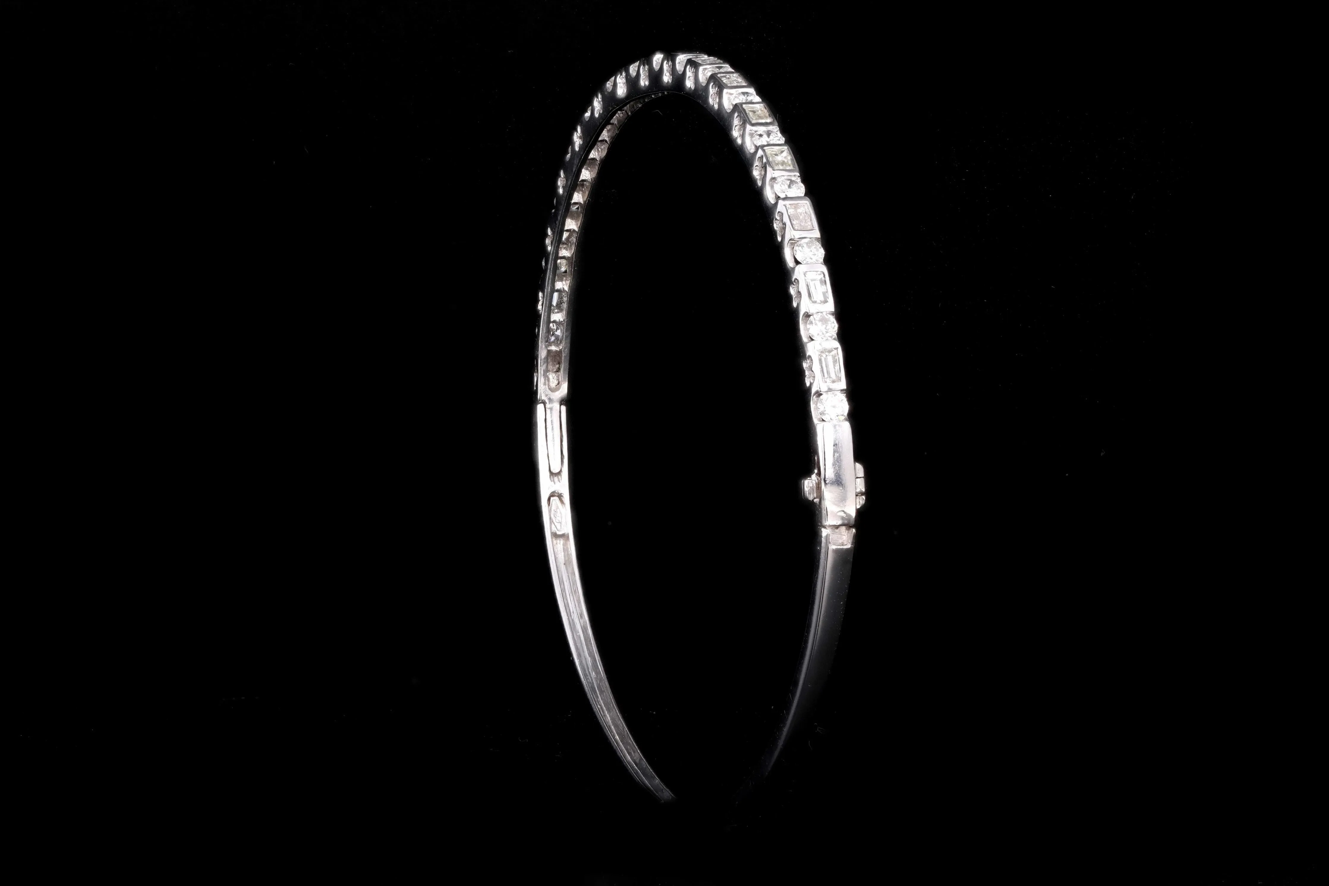 Modern 18K White Gold 1.5 Carat Total Round Brilliant and Baguette Cut Diamond Bangle