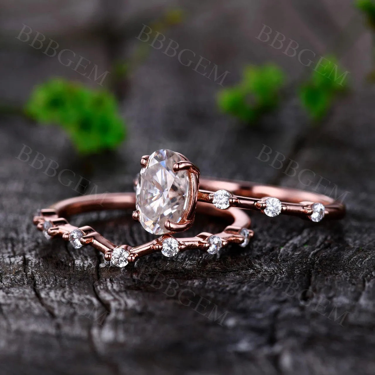 Moissanite Bridal Set 1.5CT Oval Cut Moissanite Engagement Ring Curved Wedding Band