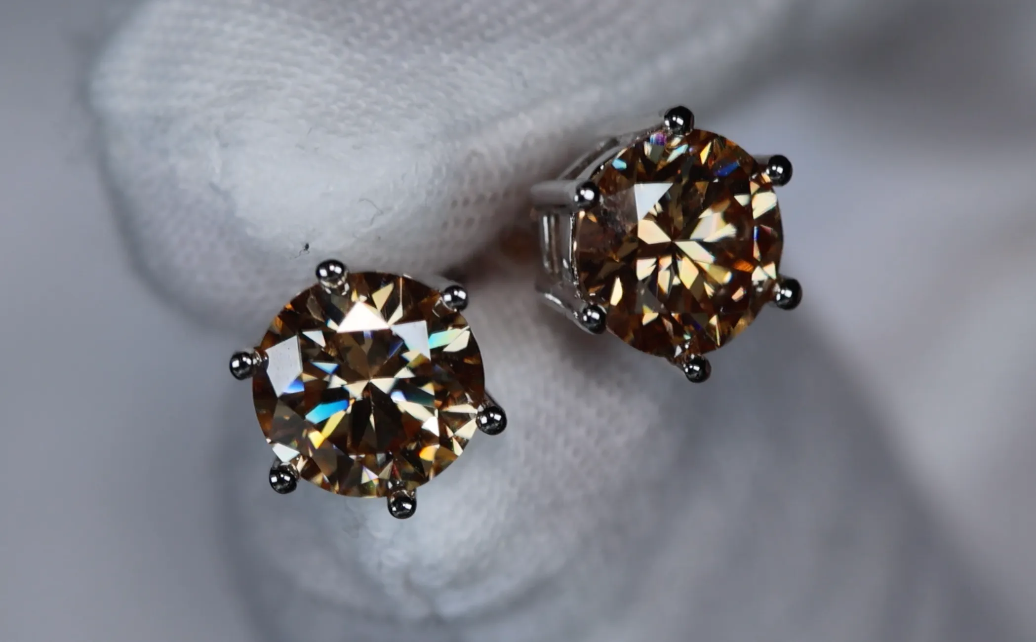MOISSANITE STUD EARRINGS | CHAMPAGNE DIAMOND EAR STUDS