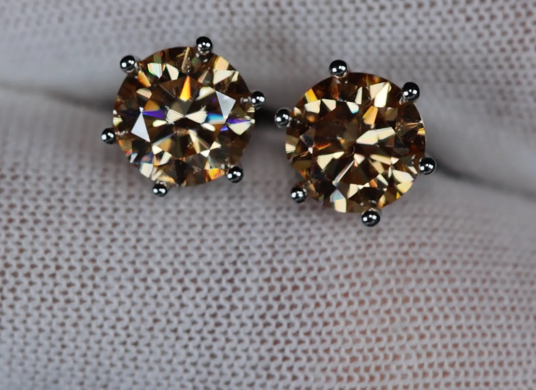MOISSANITE STUD EARRINGS | CHAMPAGNE DIAMOND EAR STUDS