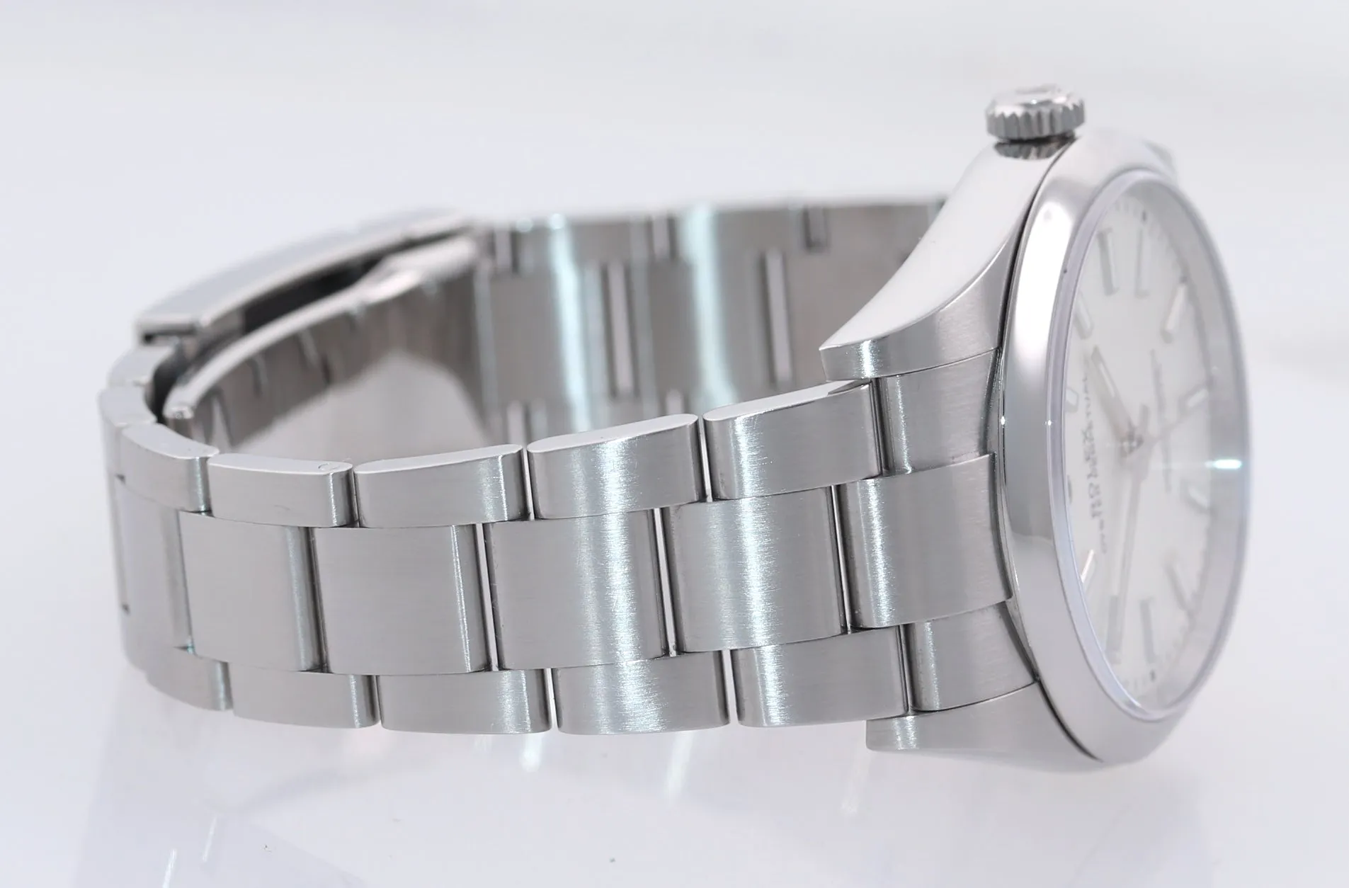 NEW 2019 PAPERS Rolex Oyster Perpetual Steel 39mm White Dial 114300 Watch Box