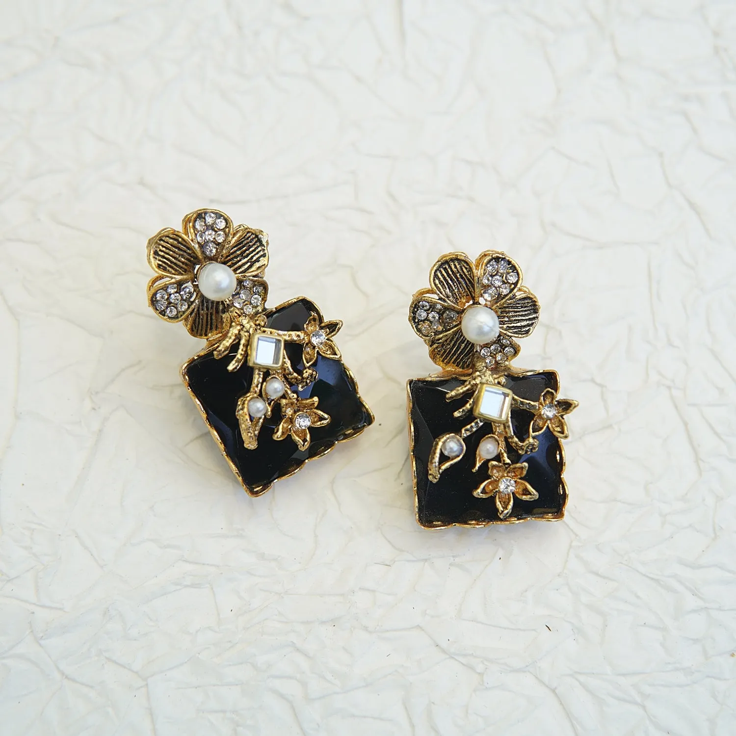 Nova Gemstones Studs