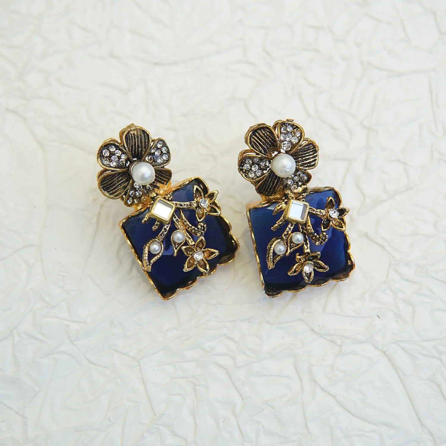 Nova Gemstones Studs