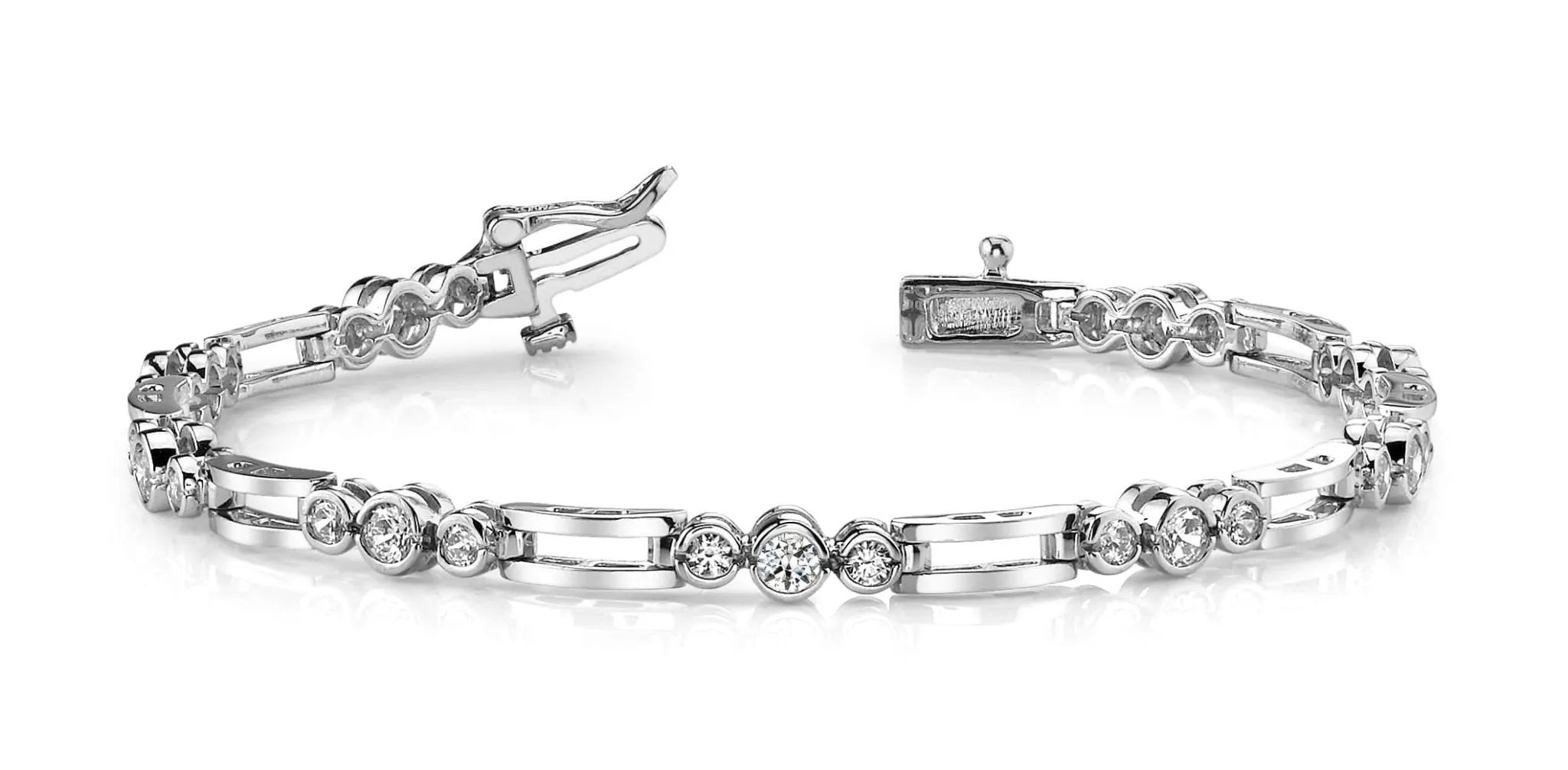 Open Link Diamond Trio Diamond Bracelet with 2.00 ct.(finished) 2.6mm, 3.3mm