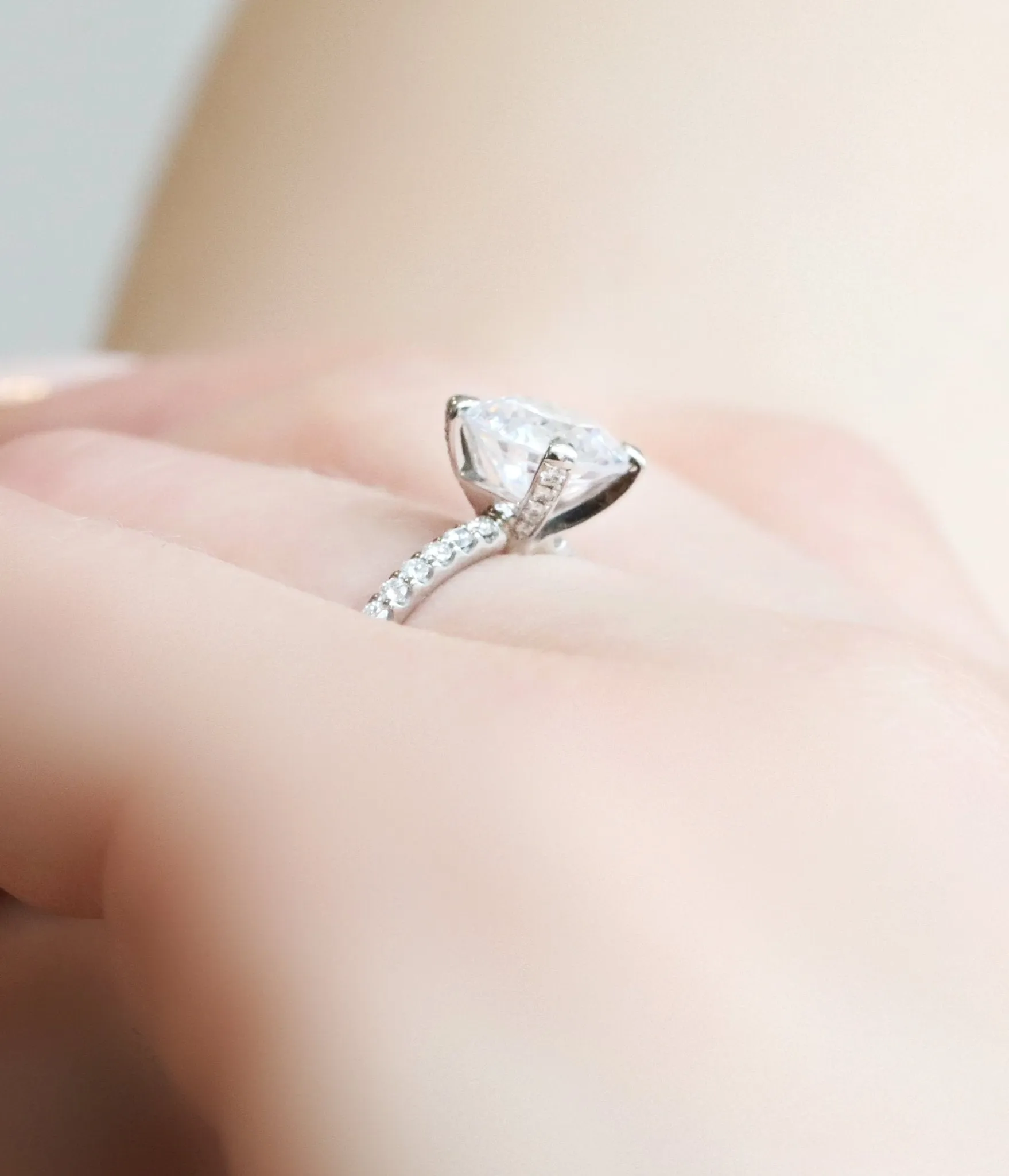 Platinum Prong-Set Ring Mount with Pave Diamond Shoulders and Prongs