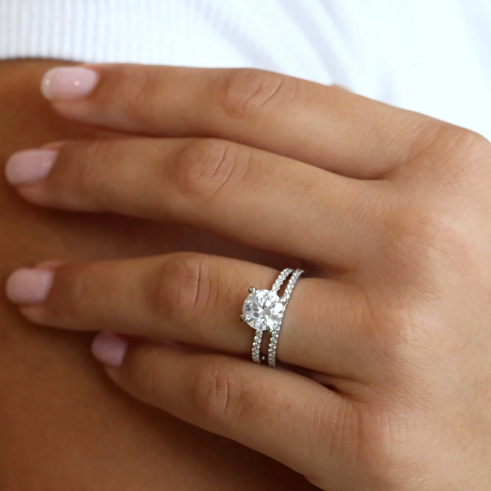 Platinum Prong-Set Ring Mount with Pave Diamond Shoulders and Prongs