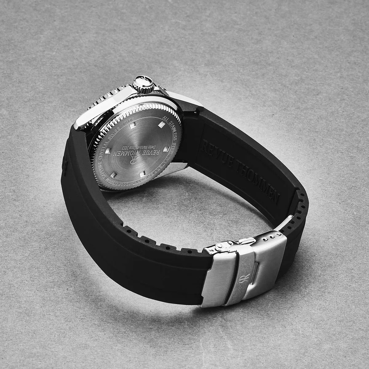 Revue Thommen Men's 'Diver' Black Dial Rubber Strap Swiss Automatic Watch  17571.2837