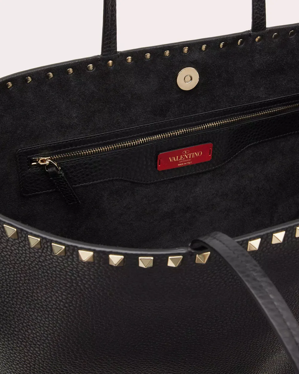 Rockstud Grainy Calfskin Tote Bag in Black