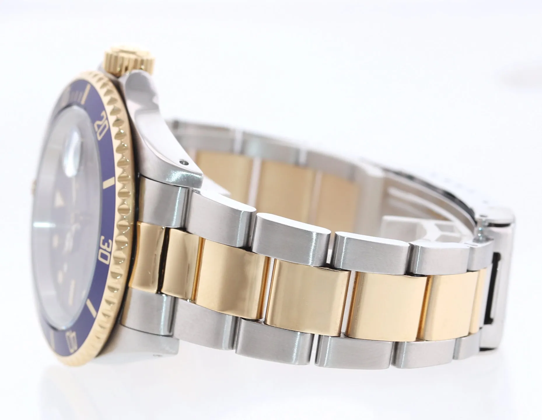 Rolex Submariner 16613 Two Tone Steel 18k Yellow Gold Blue Dial 40mm Dive Watch