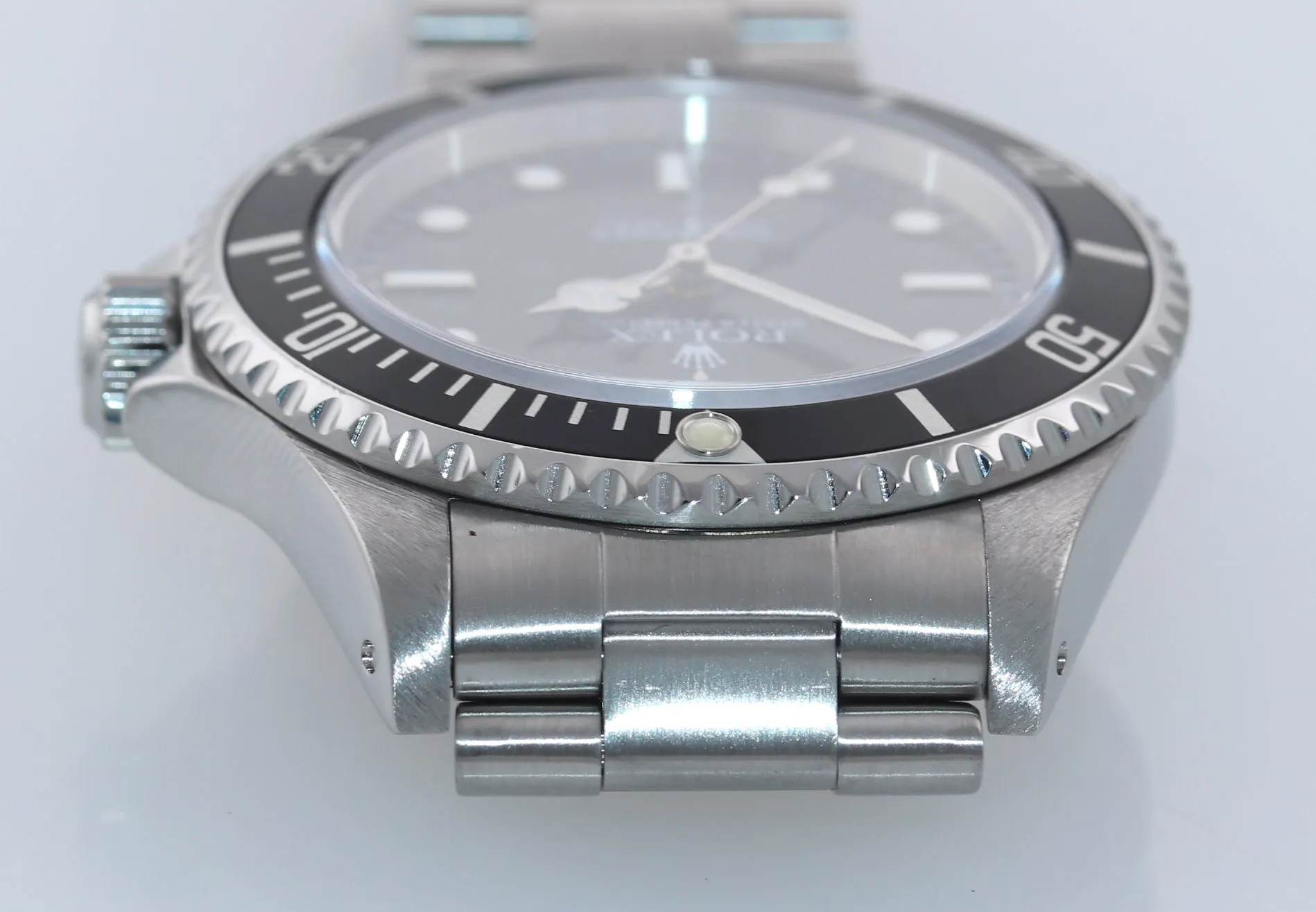 Rolex Submariner No-Date 2 line dial 14060 Steel Black 40mm Watch Box