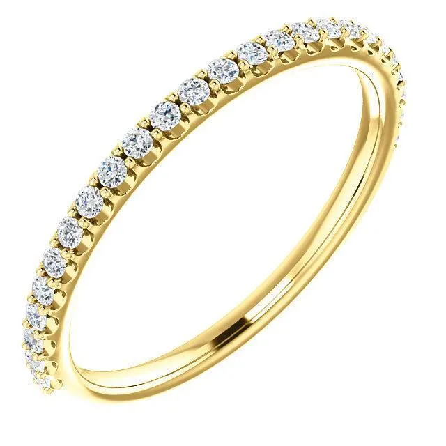 Round Center Stone 6 Prongs Diamond Accent Ice Solitaire Ring