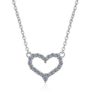 Round Cut Moissanite Diamond Heart-shaped Necklace