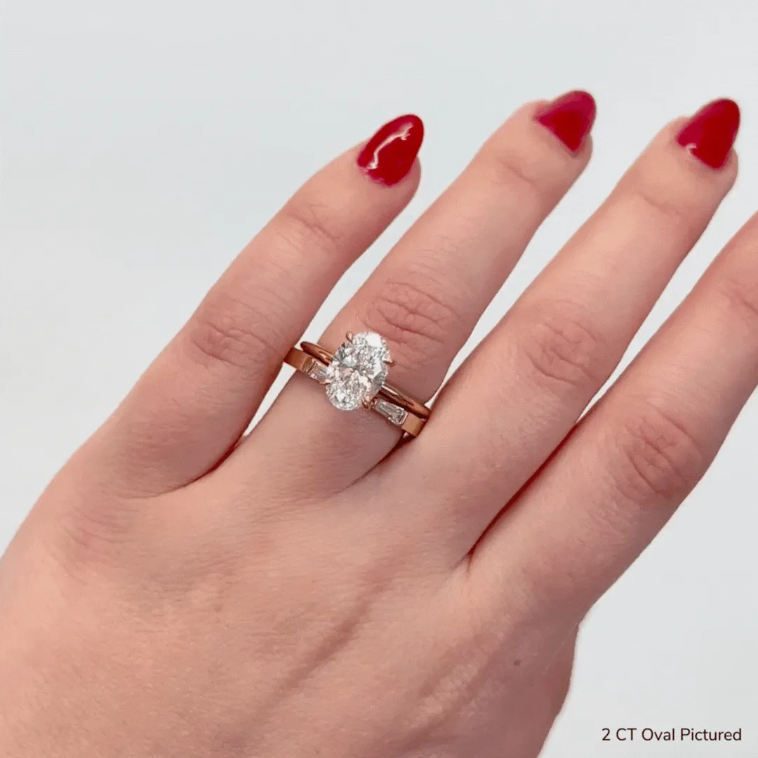 Signature Rail-less Oval Engagement Ring