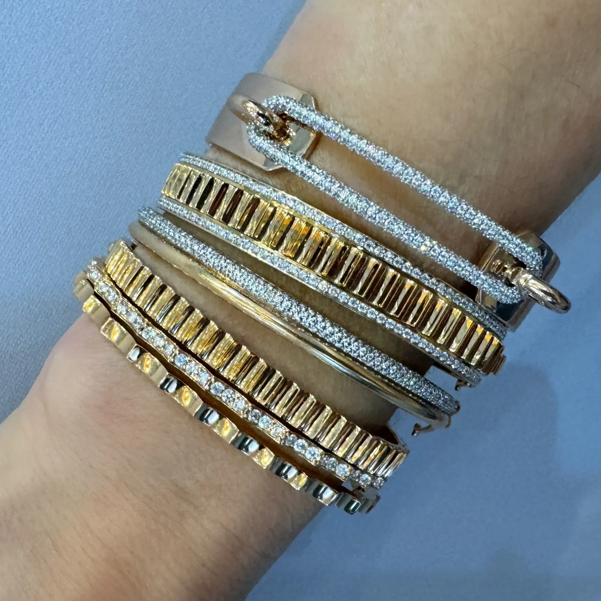 Thoby Gold & Diamond Tubular Bangle Bracelet