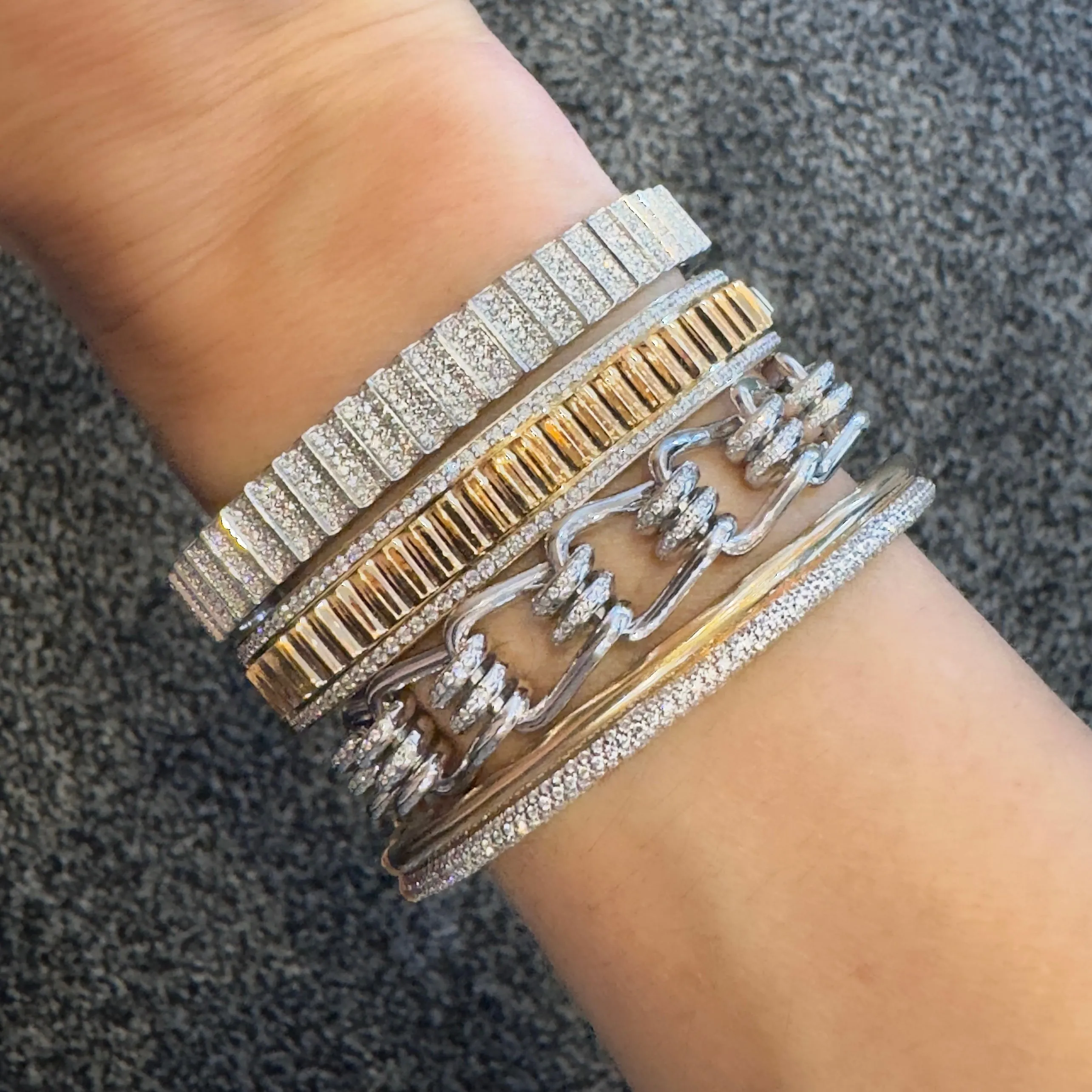 Thoby Gold & Diamond Tubular Bangle Bracelet