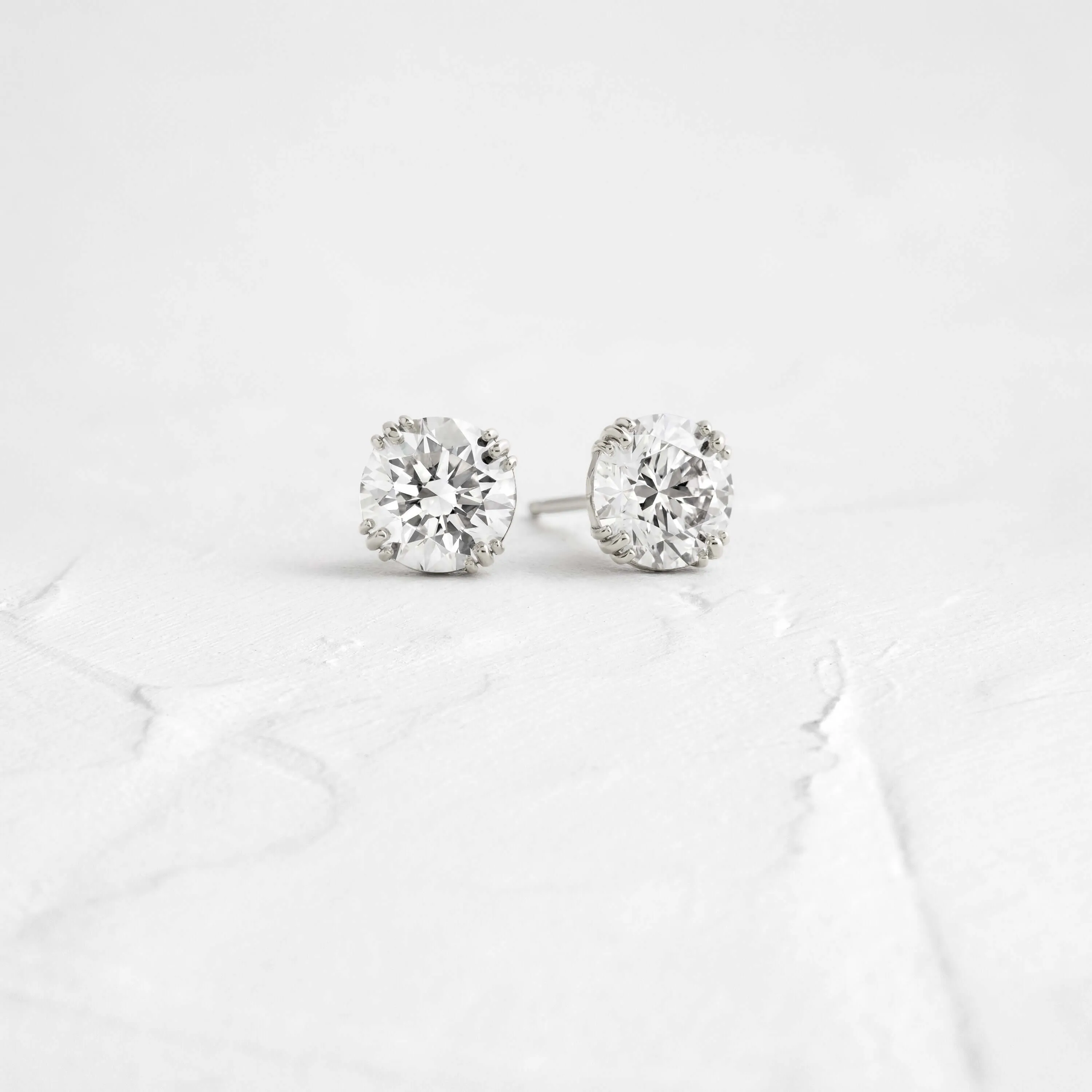 Threaded Studs, Round Cut