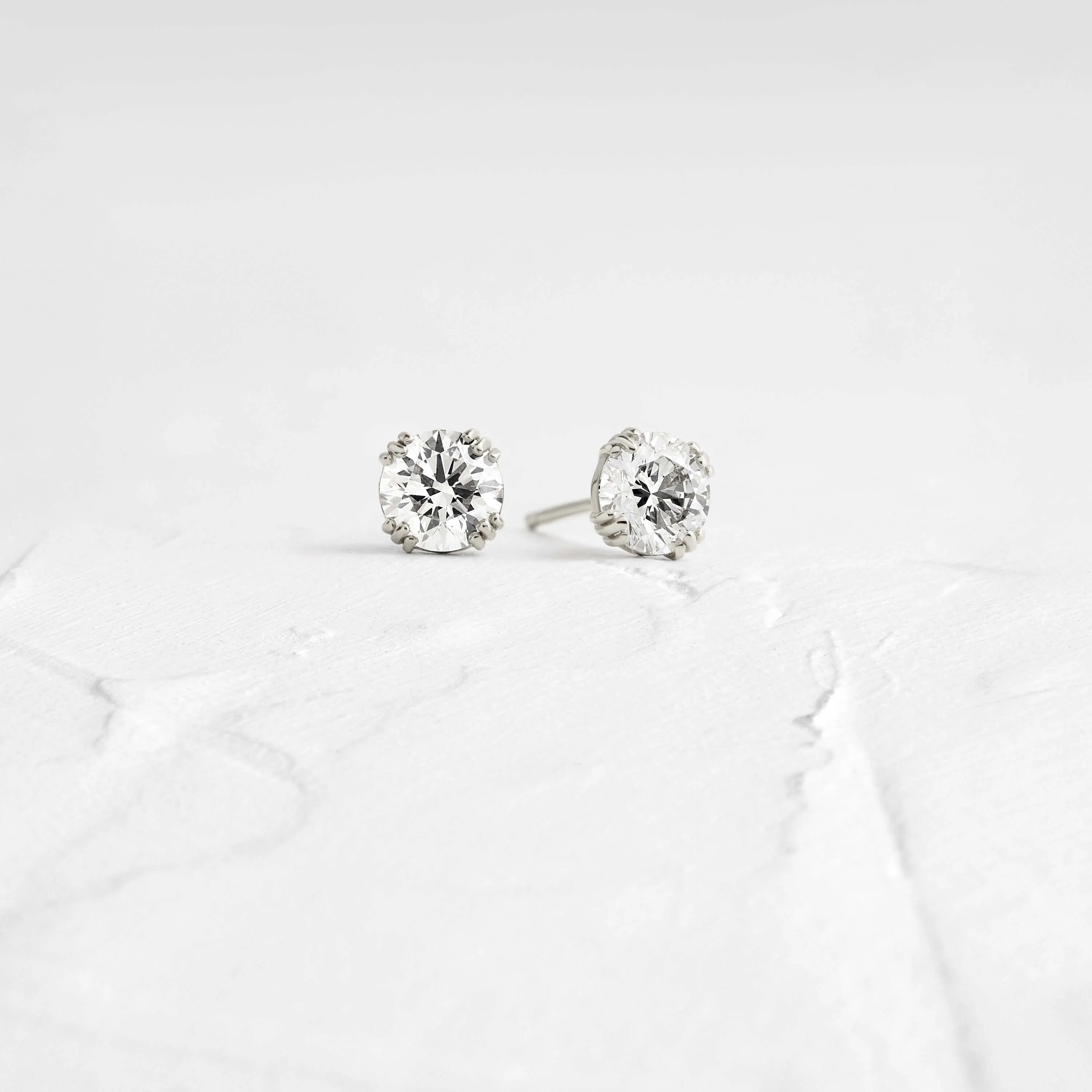 Threaded Studs, Round Cut