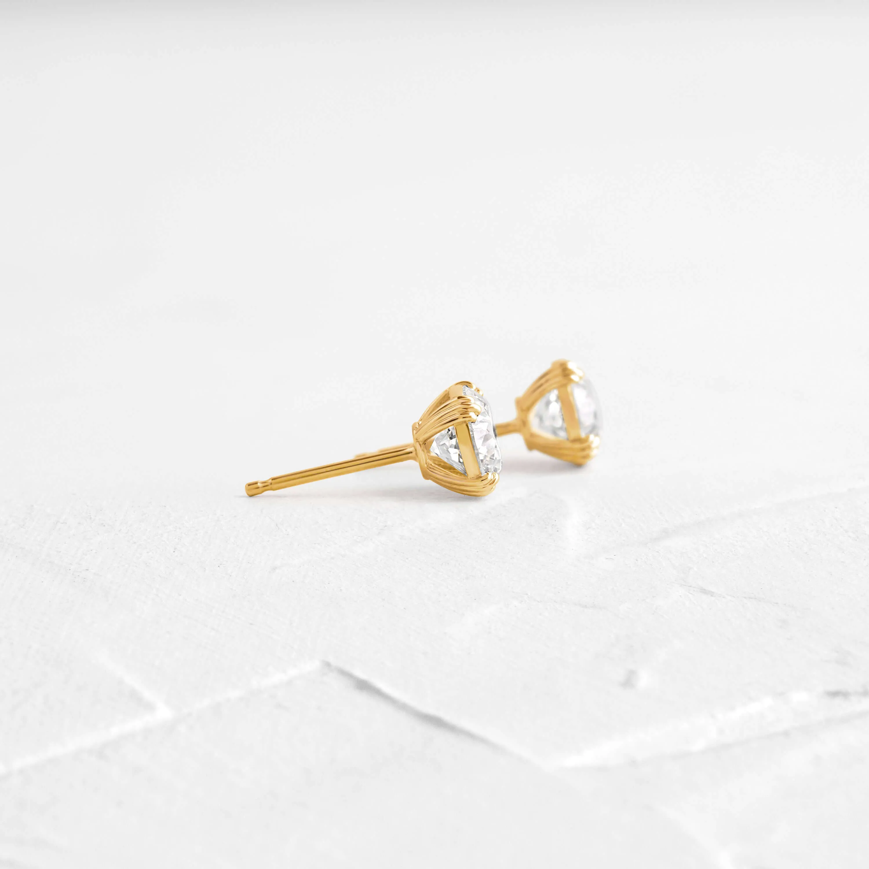Threaded Studs, Round Cut