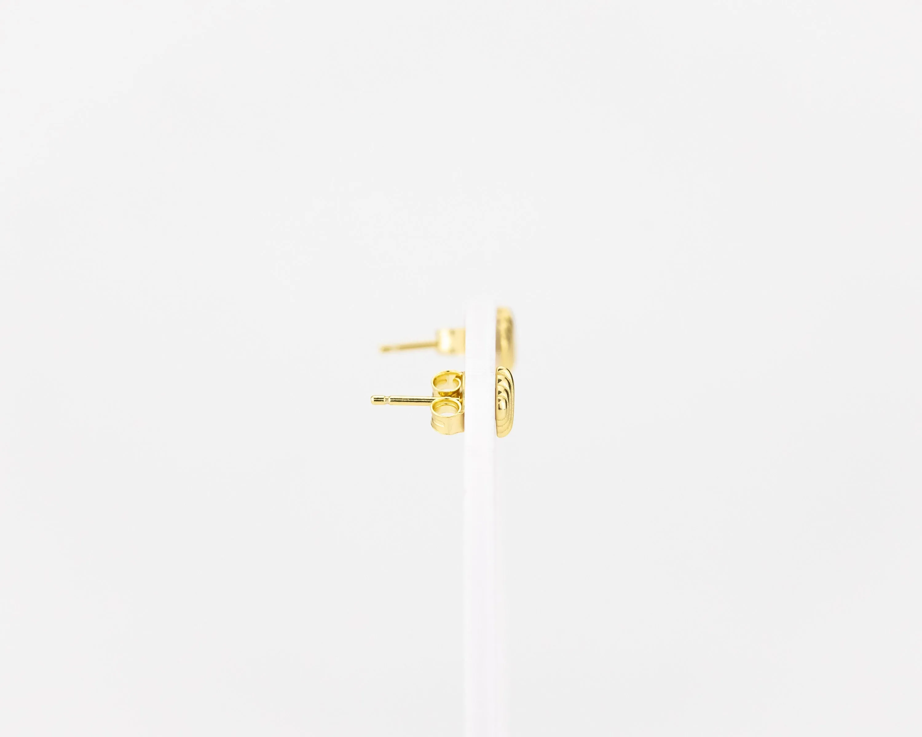 Tiny ribbed stud, mini square, diamond shaped stud, dainty, textured, geometric, minimalist, tiny earring, boho, art deco, vintage, 925
