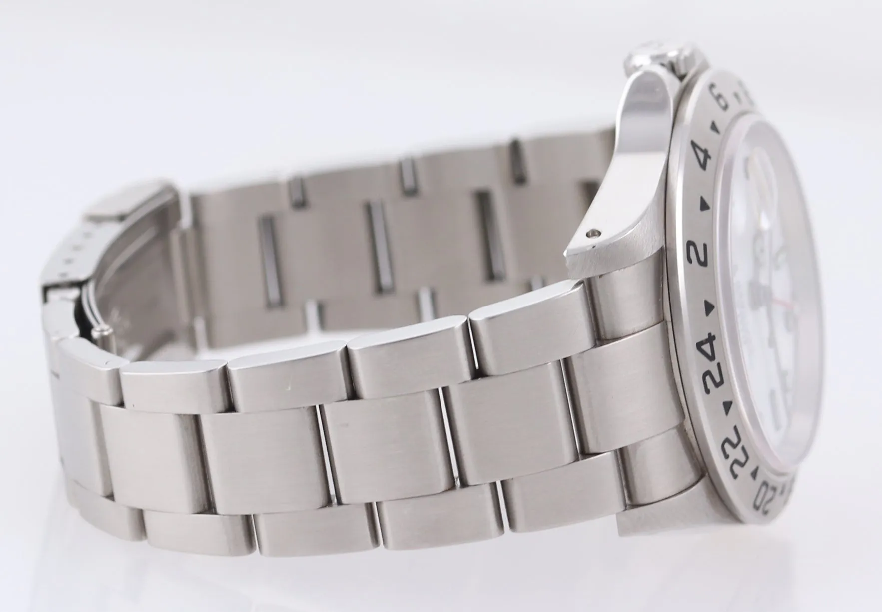 Unpolished Rolex Explorer II 16570 Steel White Polar Date GMT 40mm SEL Watch