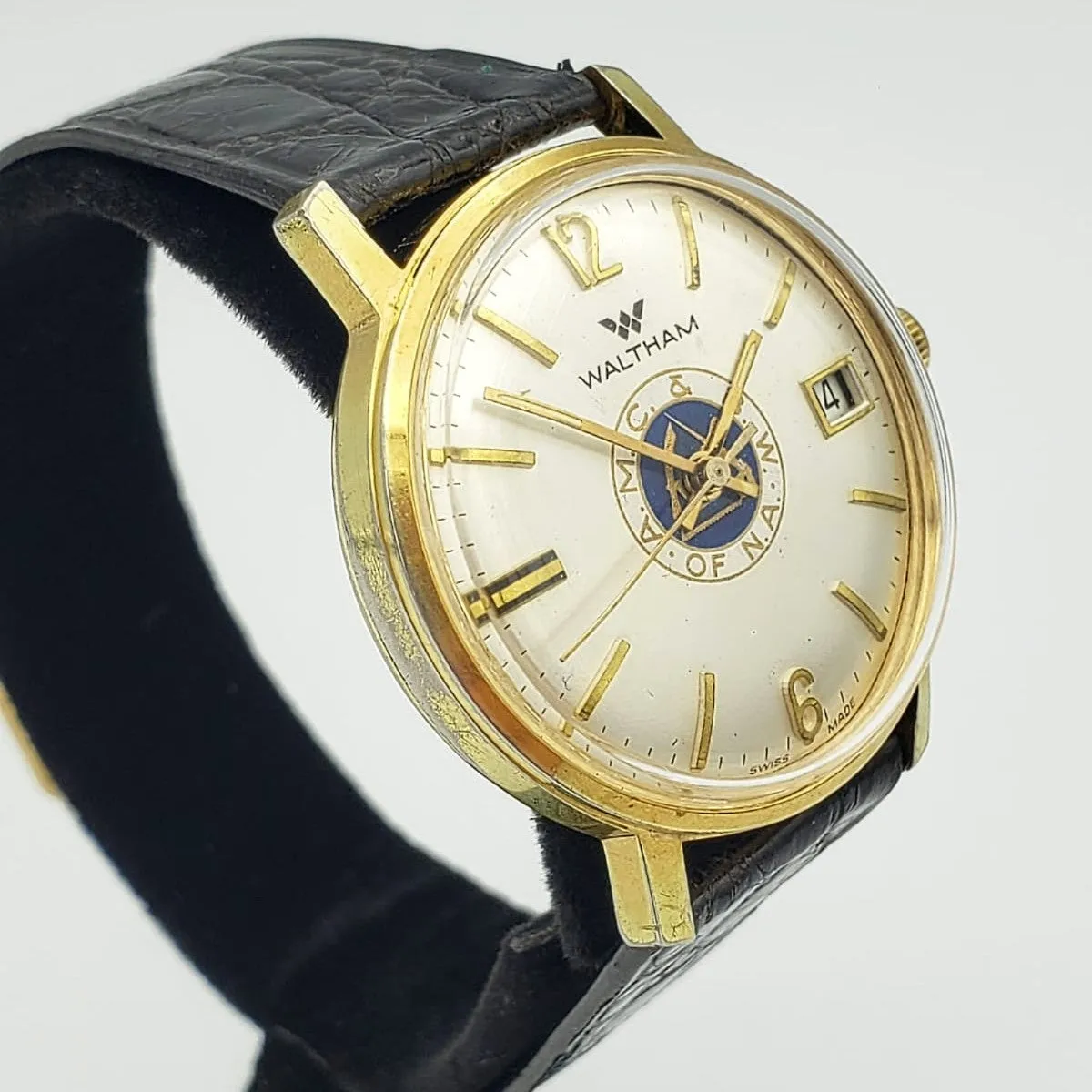 Vintage Waltham Wristwatch AMC & BW OF NA Logo Caliber SGT 100-1 7 Jewels Watch