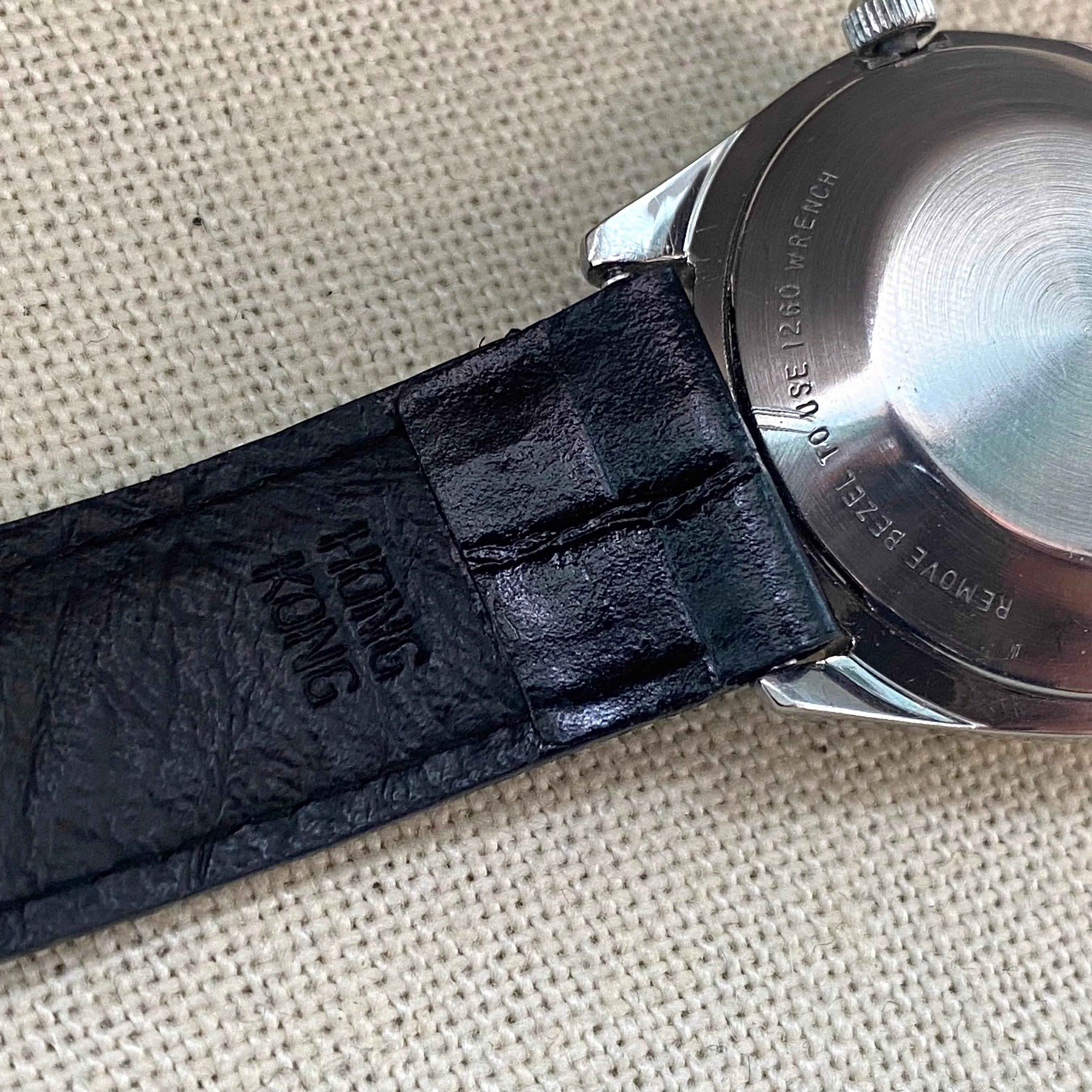 Vintage WITTNAUER Automatic Watch 17 Jewels D11KAS-1 Day/Date Wristwatch 10K Gold Cap