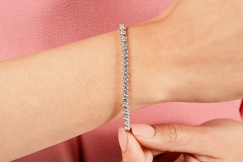 Wavy Hood Link Lab-Grown Diamond Tennis Bracelet with 1.98 ct.(finished) 2.25mm