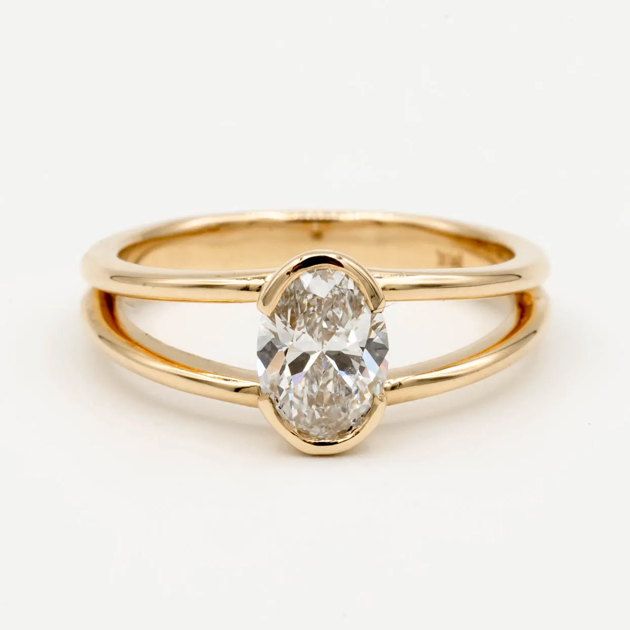 Willow Engagement Ring | 1.01ct Oval Lab-Grown Diamond | 14k Yellow Gold