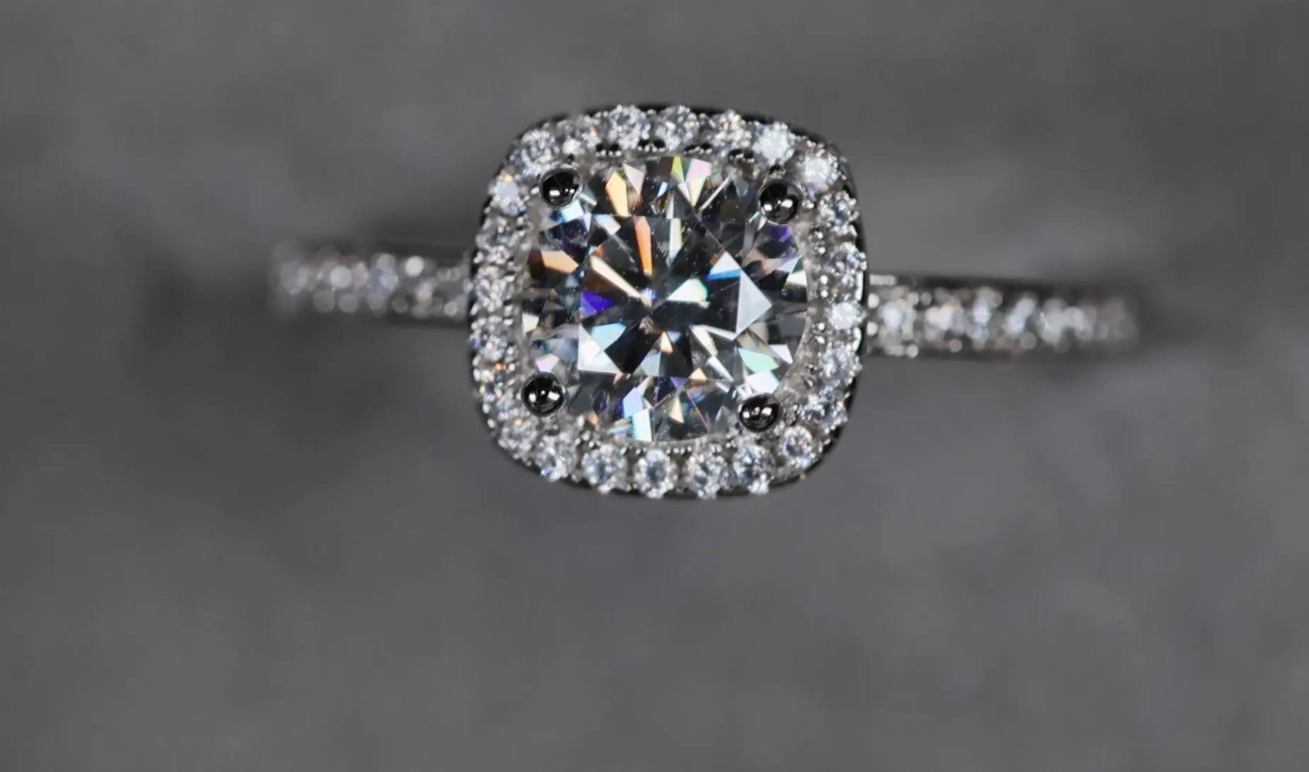 Womens Moissanite Diamond Engagement Ring | Moissanite Engagement Rings